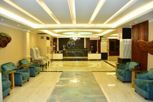 The Green Shadow Business Hotel