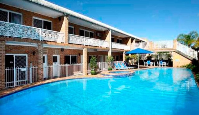 The Hermitage Motel - Campbelltown