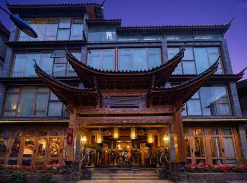 The Horizon of the Old Town of Lijiang Naxi Culture and Art Museum Inn