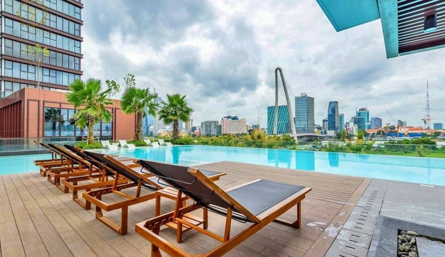 The Metropole - LUX Apartment with City view