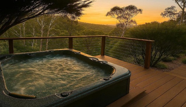 The Olive House Backs Blue Mountains National Park
