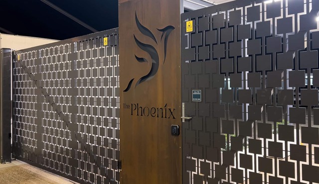 The Phoenix Artesian Spa Resort and Accommodation