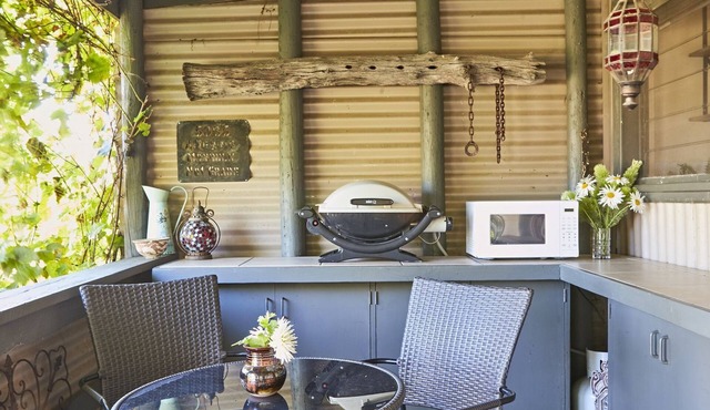 The Potters Garden Cabin