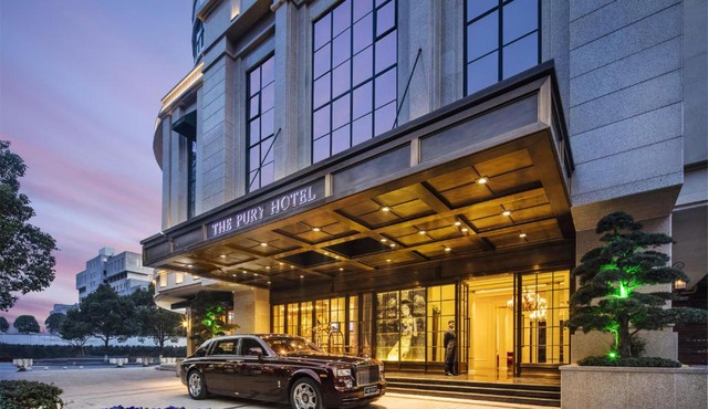 The Pury Hotel