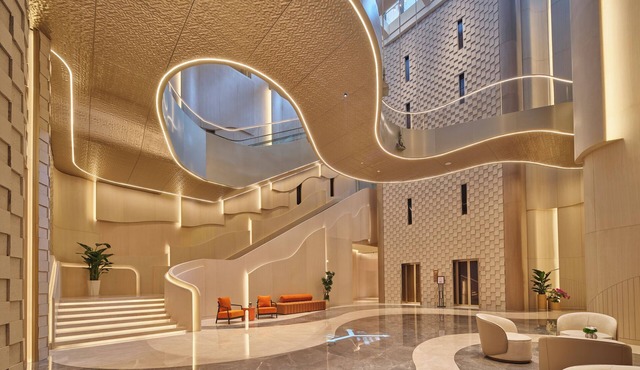 The Reserve Hotel Luoyang, Curio Collection By Hilton
