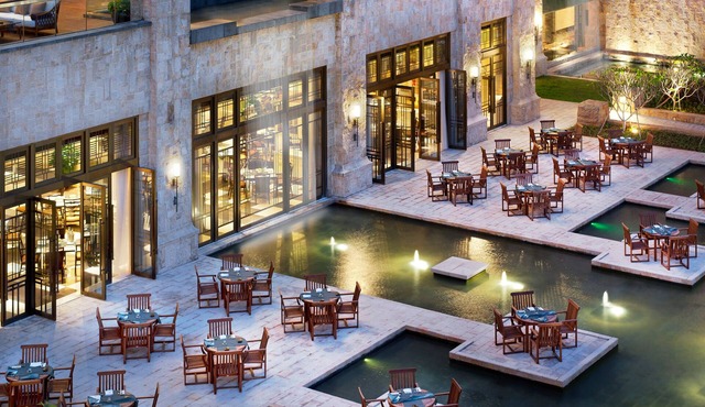 The St. Regis Sanya Yalong Bay Resort