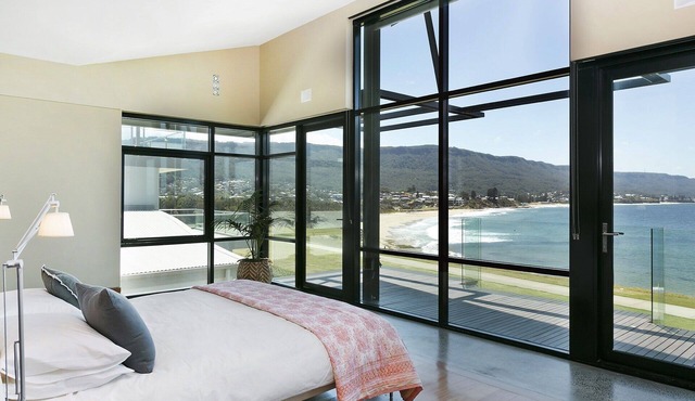The Weaver Beach House @ Sandon Point