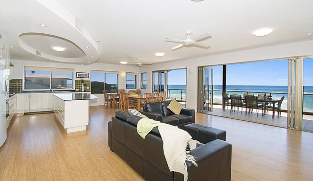 This luxury, beachfront apartment is a magnificent example of beachside living,