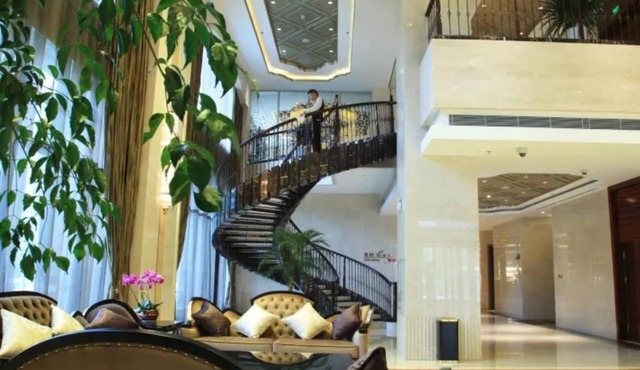 Titan Central Park Hotel