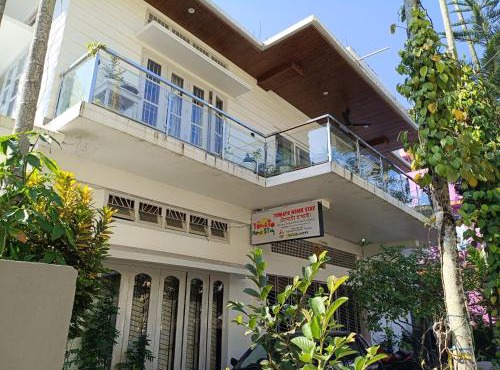 Tomato home stay