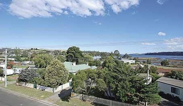 Triabunna Cabin and Caravan Park