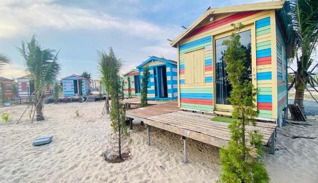 TROCO BEACH Resort & Camping