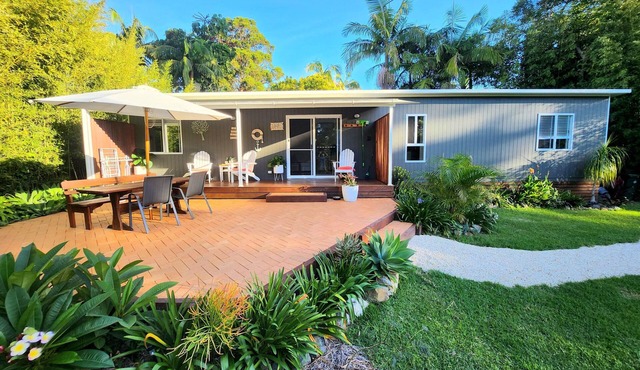 Tropical Hideaway Cottage