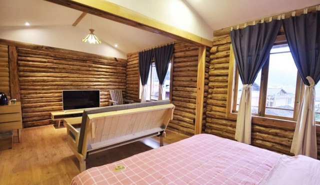 Tropical Rainforest Cabin