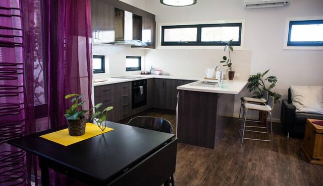 Two bedroom villa, self contained, wifi, parking, big kitchen, private entrance