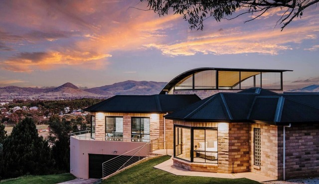 Tyalla Lodge Unique Luxe Design in the Mountains