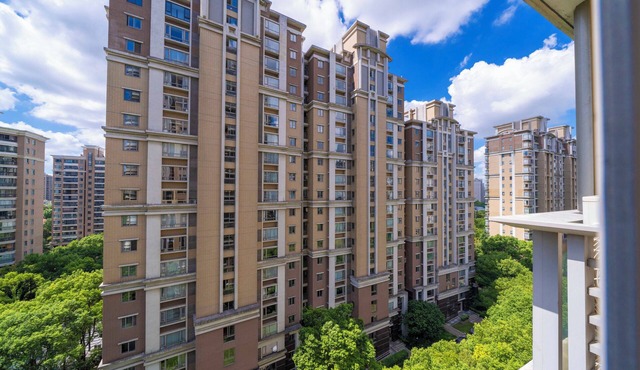 Tyms 2BR APT Hongqiao Bella Vita