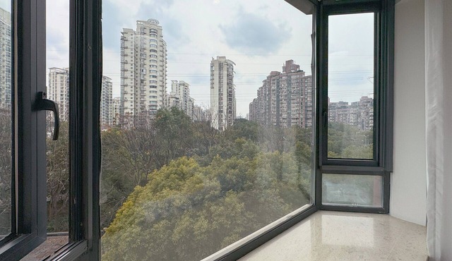 Tyms 3BR 2BA Apt Gubei Fully Furnished