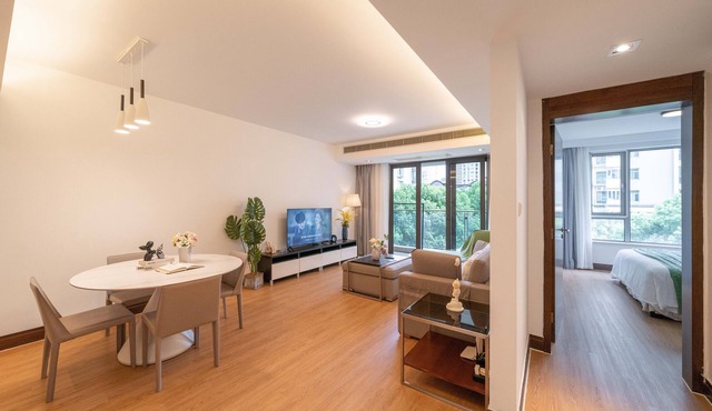 Tyms Premium 1BR 1BA Apt Yongxin Century