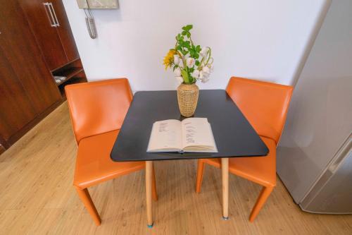 Tyms Stylish 1BR APT Xujiahui Jiahui International