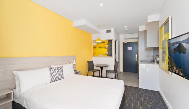Value Suites Green Square