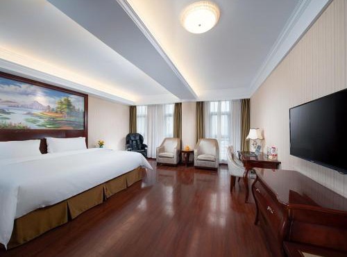 Vienna Hotel Chongqing Chuangyi Park