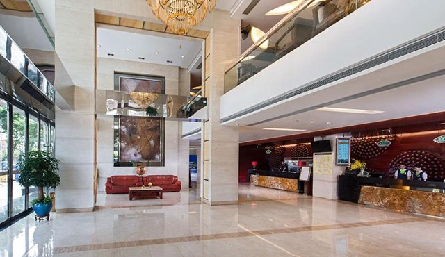 Vienna Hotel - Guangzhou South Railway Station Branch