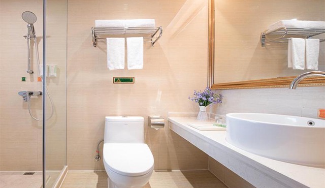Vienna Hotel (Huizhou Daya Bay Xinyi Store)
