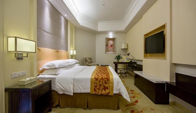 Vienna Hotel Jiangmen Heshan Huamao