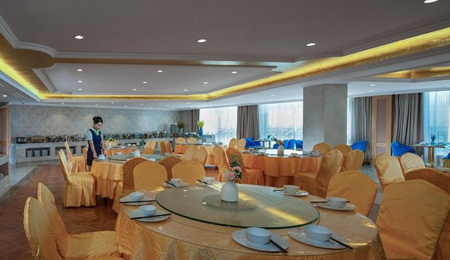 Vienna Hotel(Jiujiang Xiushui Bus Station)
