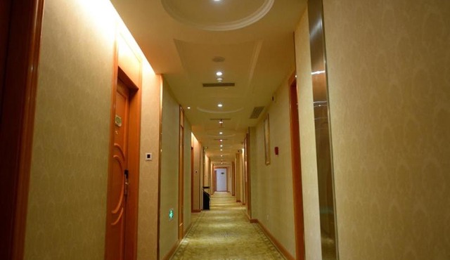 Vienna Hotel Shanghai Yangpu Wujiaochang