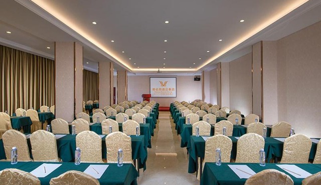 Vienna Hotel Shenzhen Fuyong Village