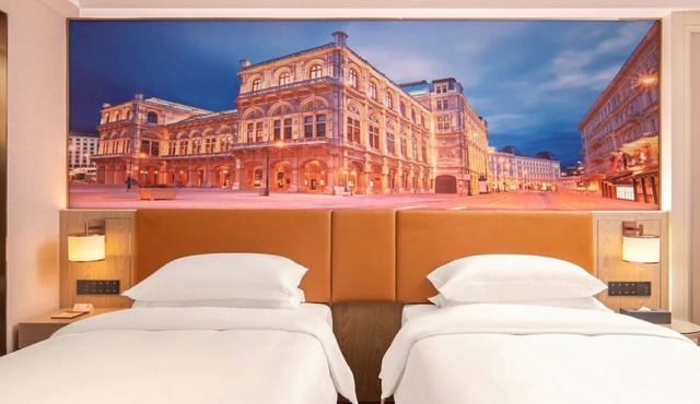 Vienna Hotel Shenzhen Luohu port
