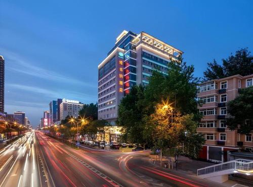 Vienna Hotel Xi'an Xijing Hospital Tonghuamen Metro Station