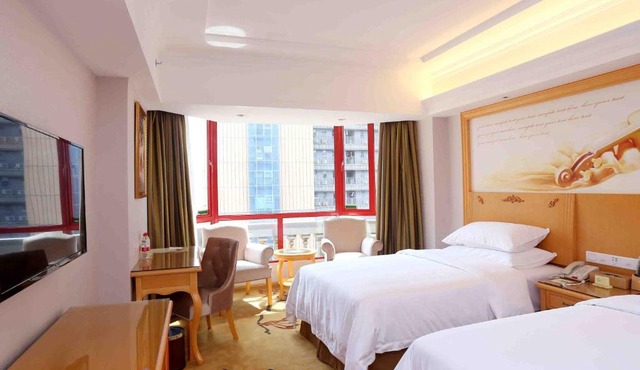 Vienna Hotel Zhongshan West District