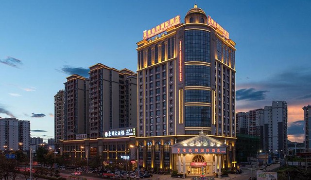 Vienna International Hotel ASEAN Avenue Dongxing