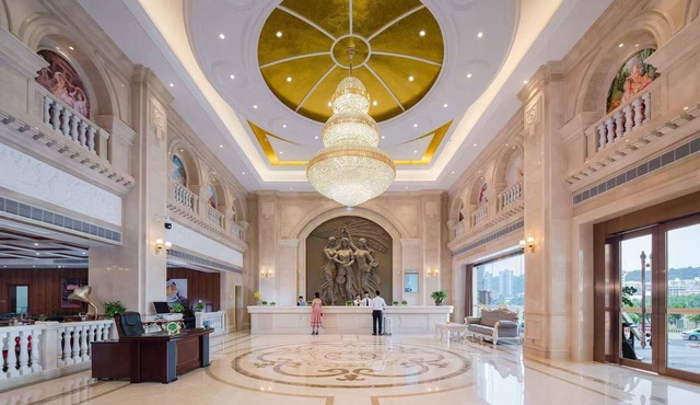 Vienna International Hotel - Dayong city