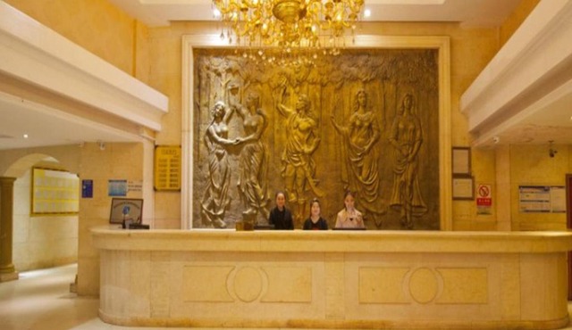 Vienna International Hotel Zhuzhou Clothing Market Central Plaza Railway Station