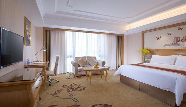 Vienna International Hotel Foshan Beijiao New City Meidi Headquarter