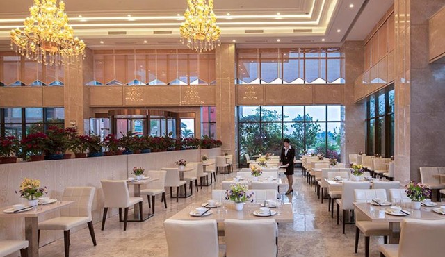 Vienna International Hotel (Guangdong Yunfu Emerging New City Plaza Store)