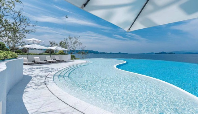 voco Thousand Island Lake by IHG
