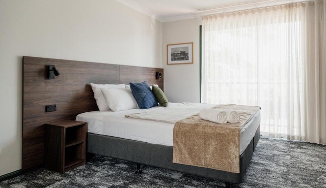 Wallaby Hotel