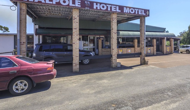 Walpole Hotel Motel