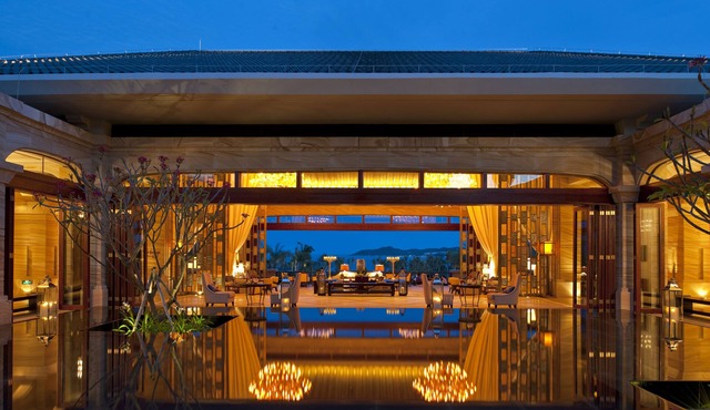 Wanda Reign Resort & Villa Haitang Bay