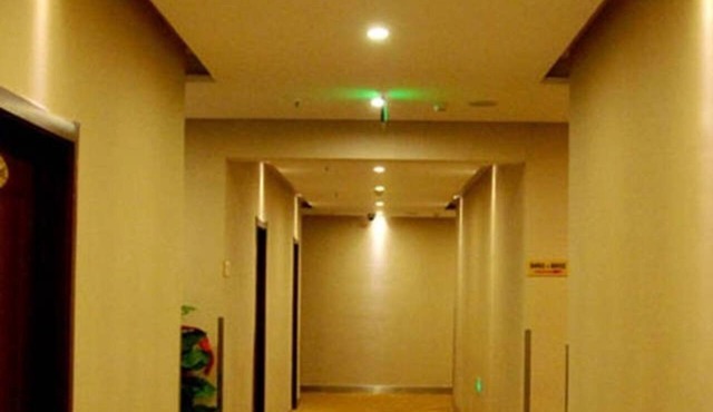 Wanjing Express Hotel