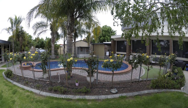 Warrina Motor Inn Wodonga CBD