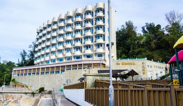 Warwick Hotel
