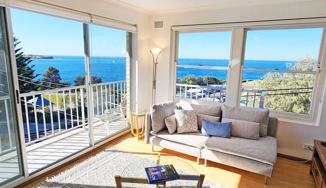 Watch The Sunrise Over Coogee | 2 Bedrooms + Garage