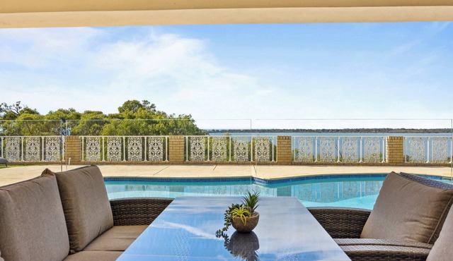 Waterfront Oasis in Dawesville