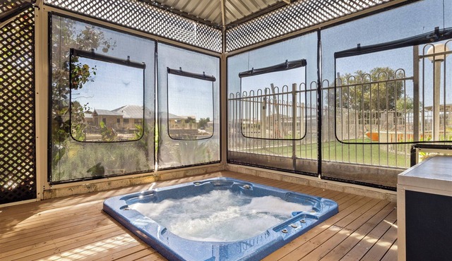 Waterfront Retreat | Private Spa & Jetty | Family & Pet-Friendly Getaway